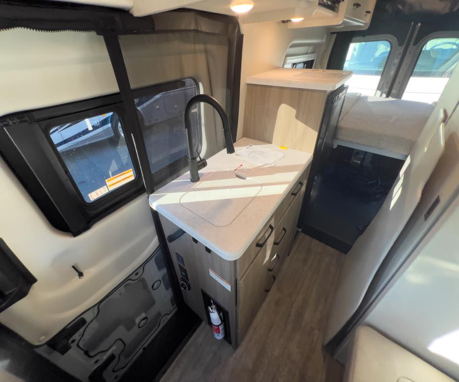 2026 Thor Motor Coach TALAVERA — photo 9 view