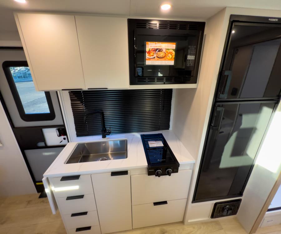 2026 Winnebago Towables MICRO MINNIE-TT — photo 8 view