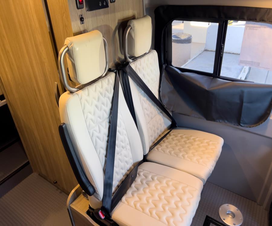 2026 Winnebago SOLIS — photo 8 view