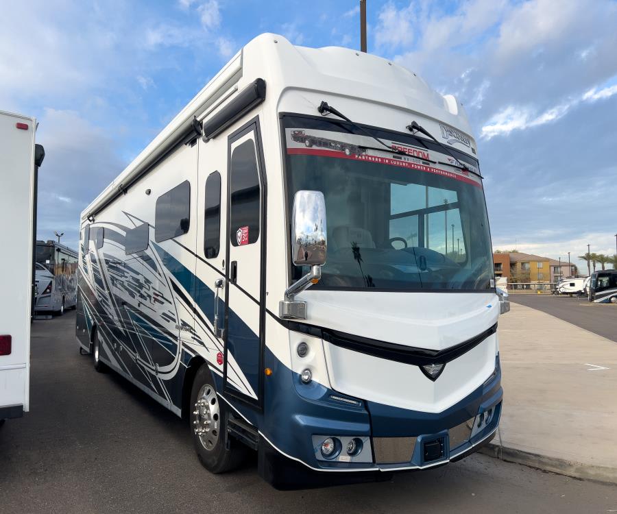 2026 Fleetwood DISCOVERY LXE — photo 24 view