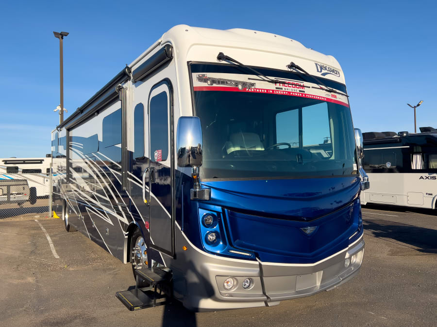 2026 Fleetwood DISCOVERY