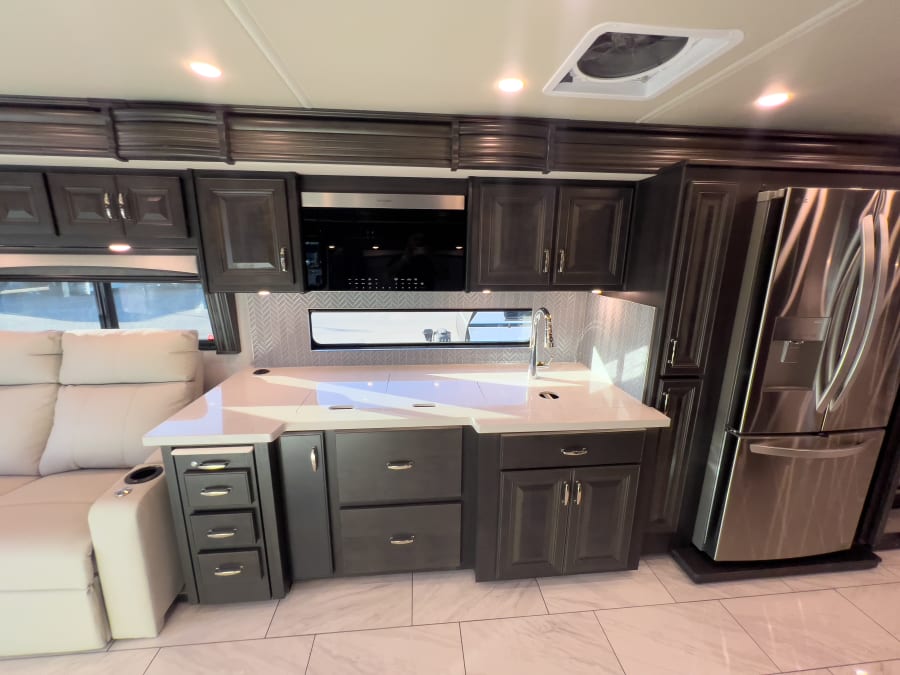 2026 Fleetwood DISCOVERY — photo 12 view