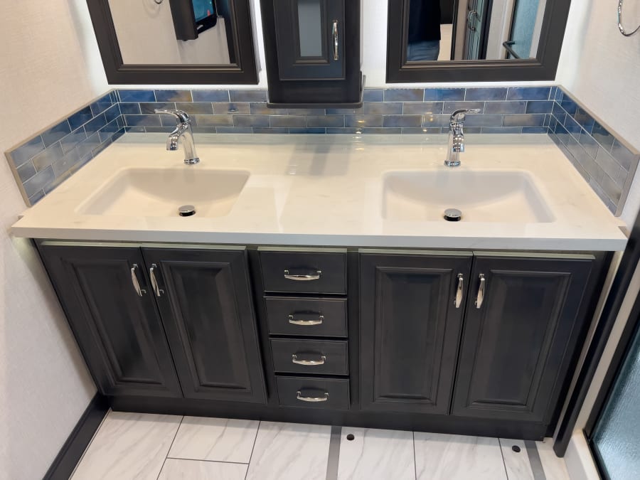 2026 Fleetwood DISCOVERY — photo 18 view