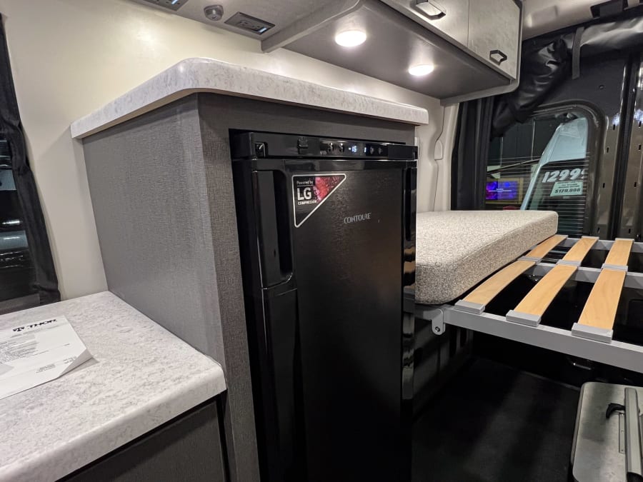 2026 Thor Motor Coach TALAVERA — photo 9 view