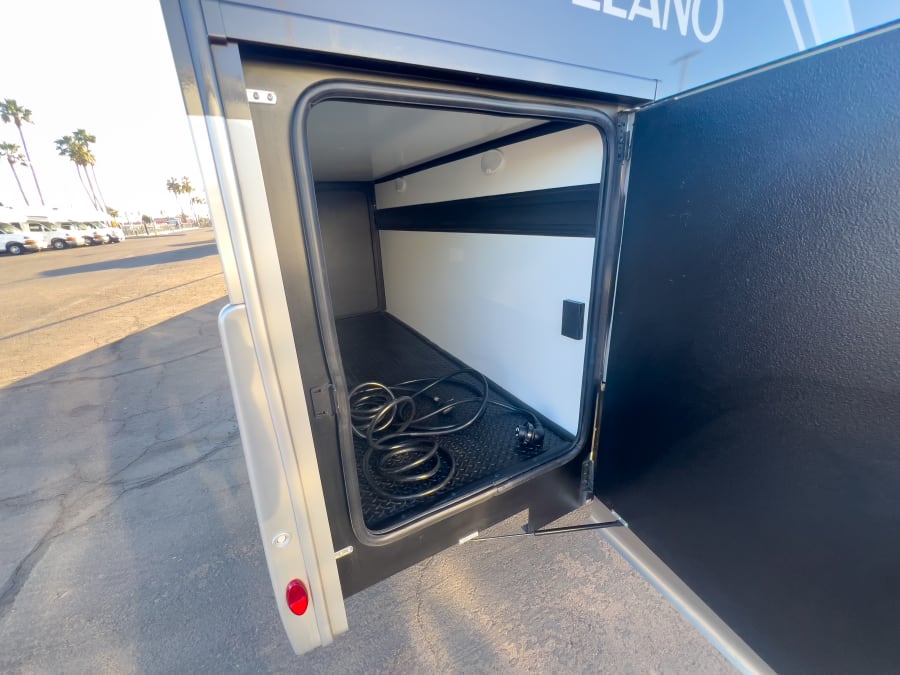 2026 Thor Motor Coach DELANO — photo 20 view
