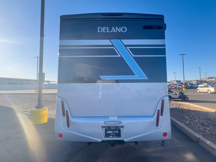 2026 Thor Motor Coach DELANO — photo 31 view