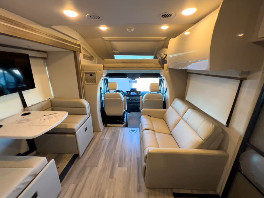 2026 Thor Motor Coach DELANO — interior view