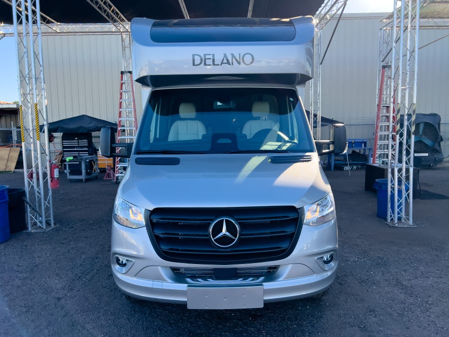 2026 Thor Motor Coach DELANO — photo 28 view