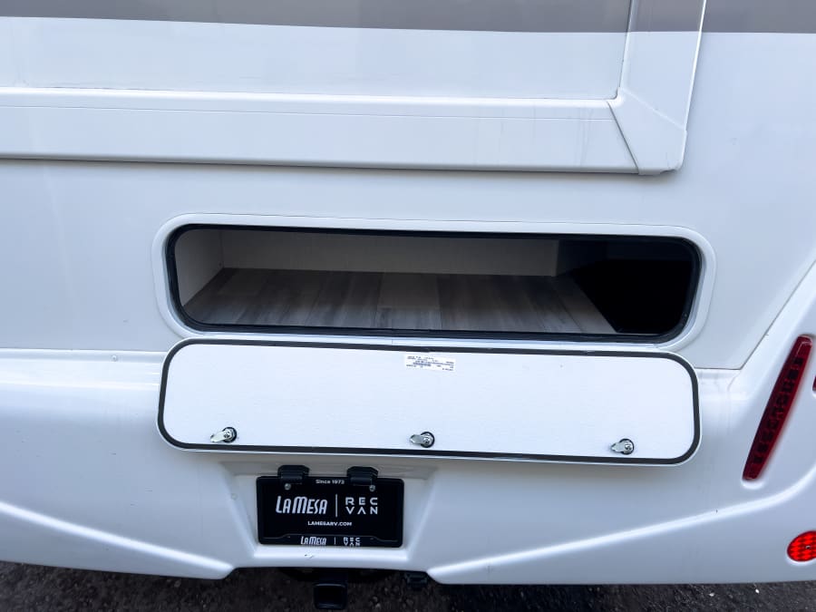 2026 Thor Motor Coach DELANO — photo 29 view