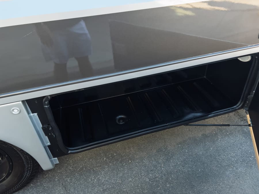 2026 Thor Motor Coach DELANO — photo 22 view