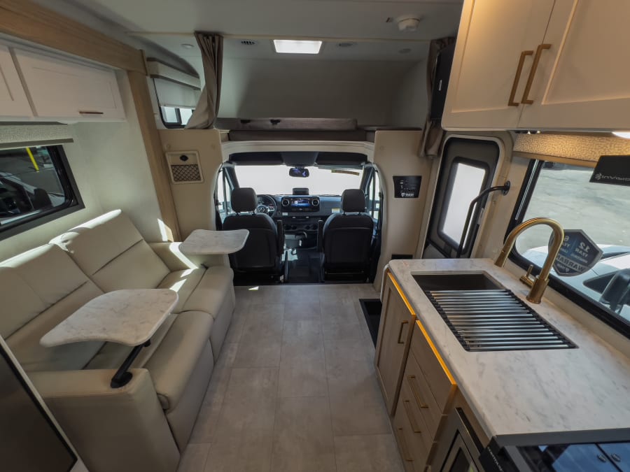 2026 Thor Motor Coach CHATEAU SPRINTER — interior view
