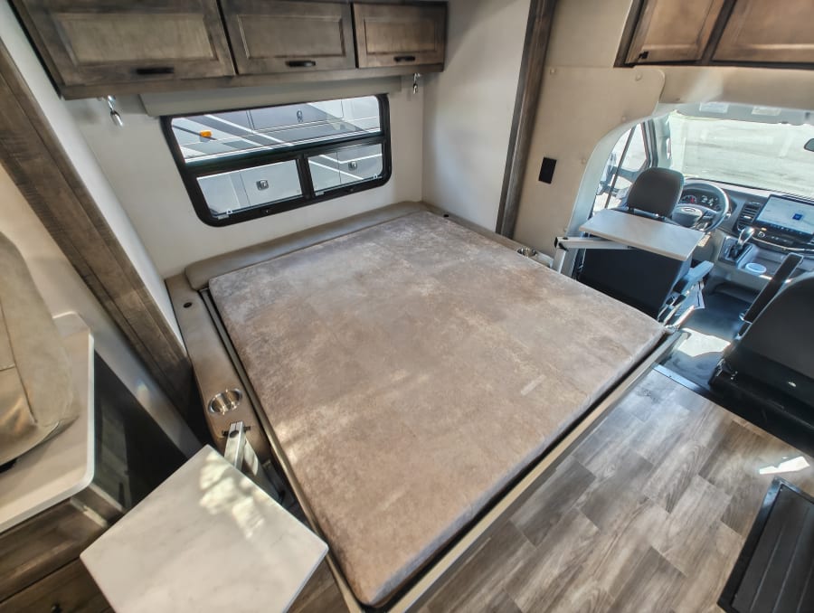 2026 Tiffin MIDAS — photo 8 view