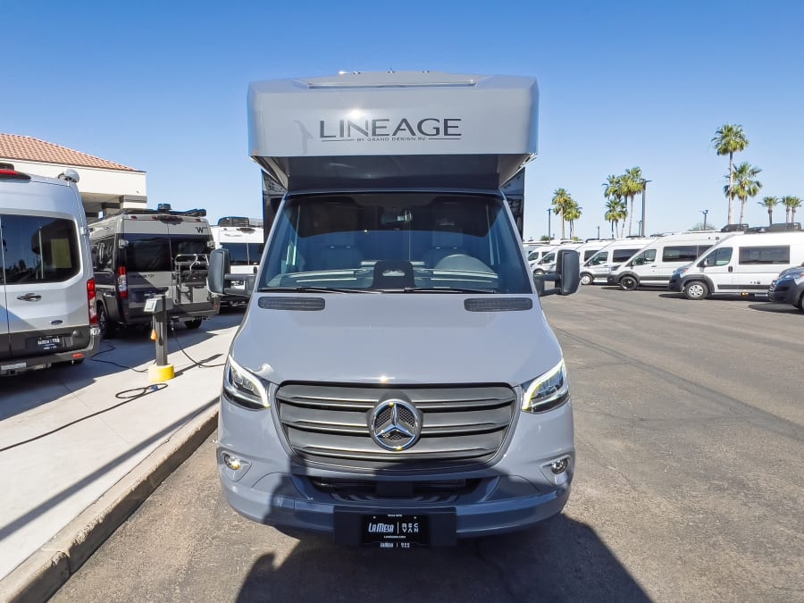2026 Grand Design LINEAGE SERIES M — photo 30 view