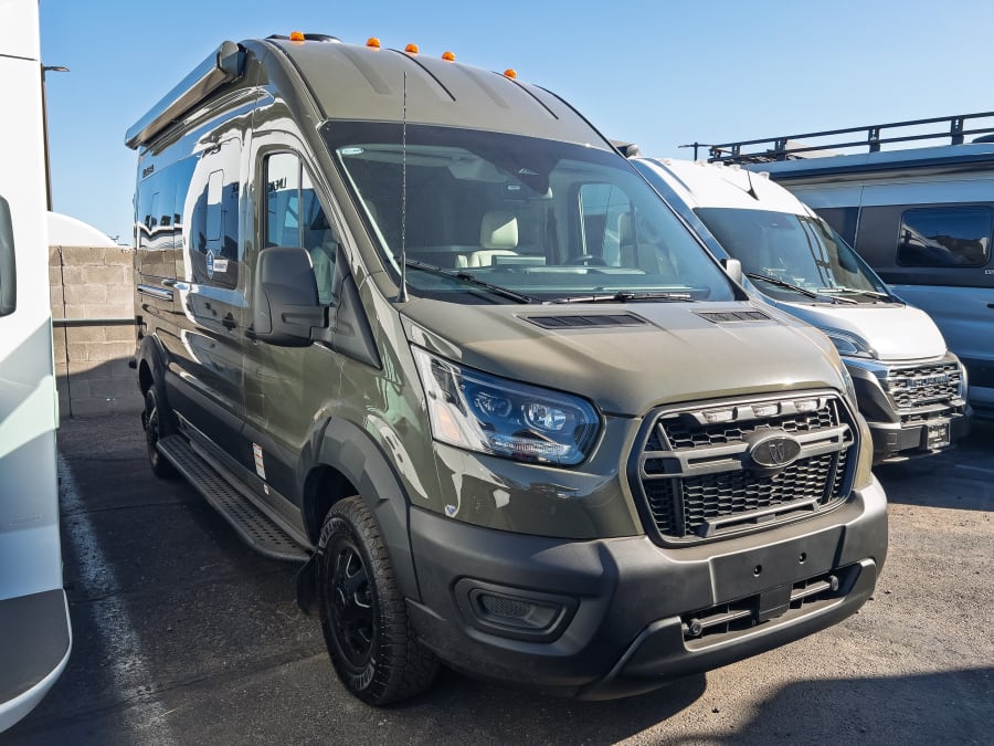 2027 Thor Motor Coach TALAVERA
