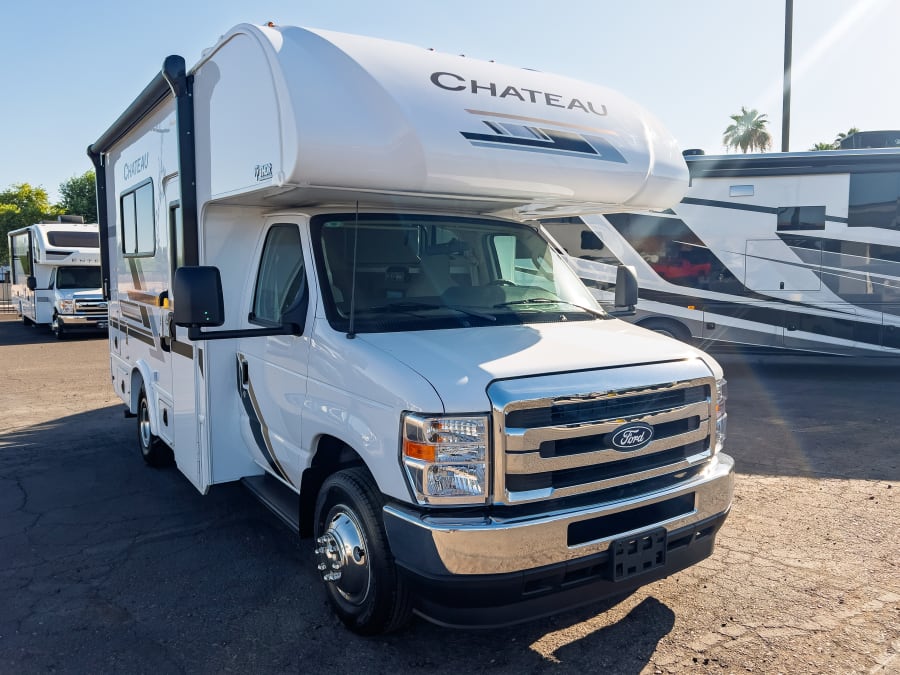 2027 Thor Motor Coach CHATEAU