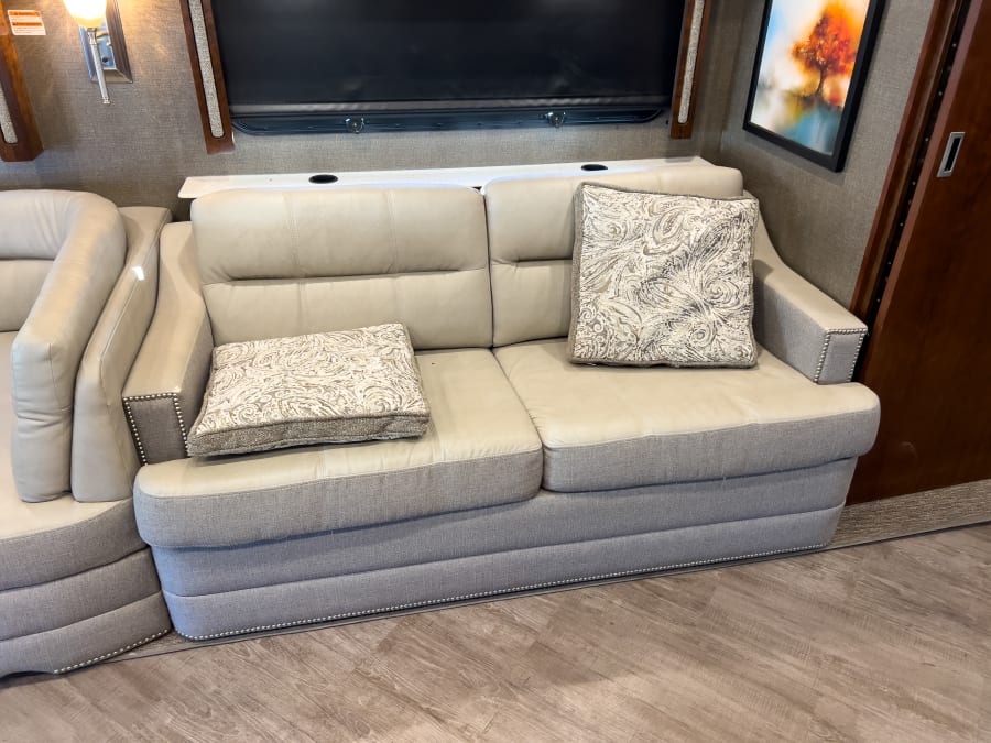 2018 Fleetwood PACE ARROW — photo 12 view