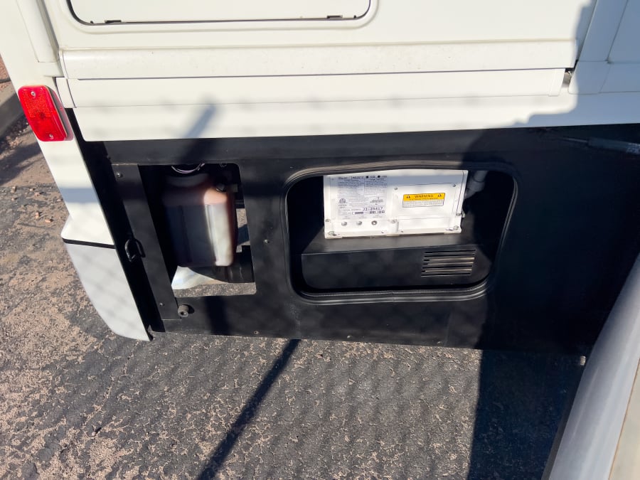 2018 Fleetwood PACE ARROW — photo 25 view