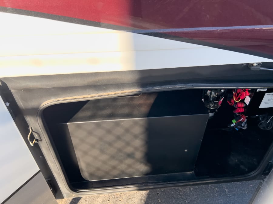 2018 Fleetwood PACE ARROW — photo 26 view