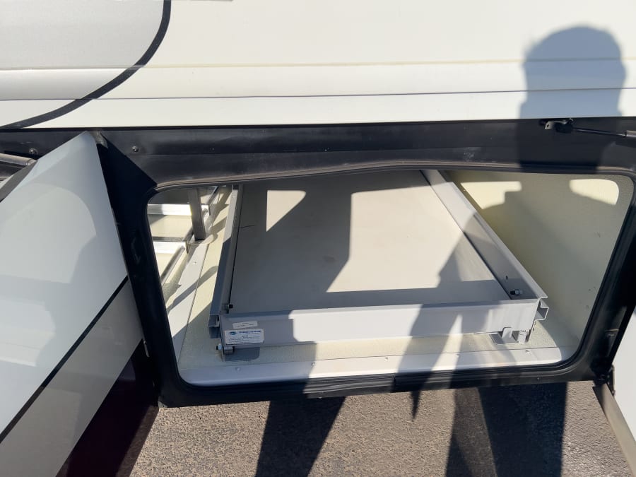2018 Fleetwood PACE ARROW — photo 29 view