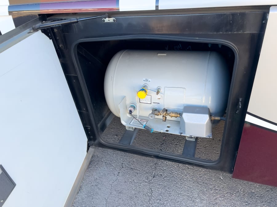 2018 Fleetwood PACE ARROW — photo 35 view