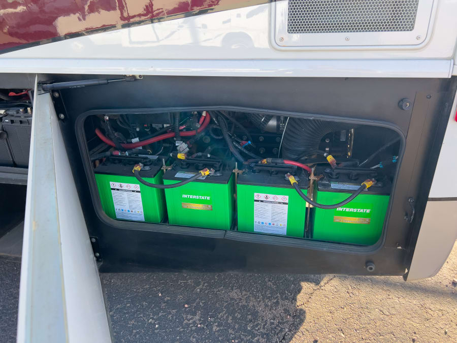 2018 Fleetwood PACE ARROW — photo 40 view