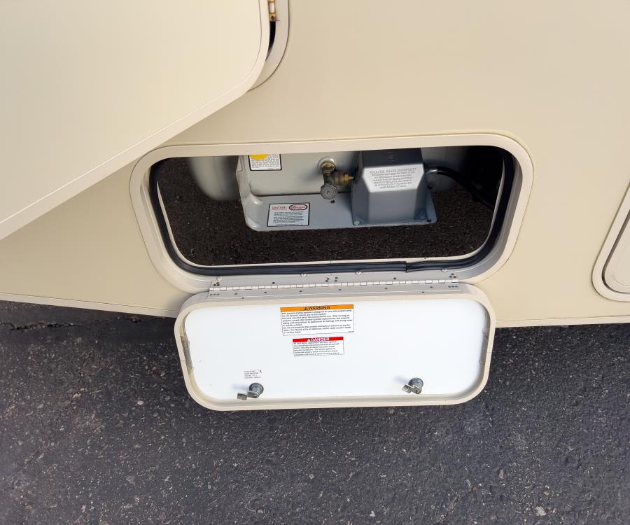 2018 Winnebago SUNSTAR — photo 23 view