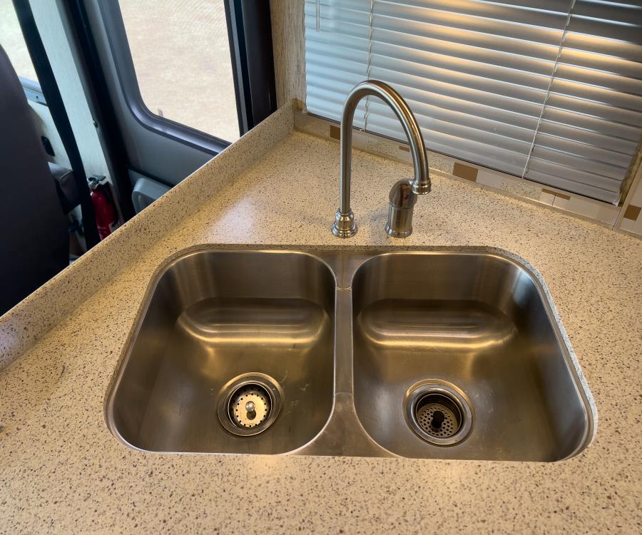 2018 Newmar BAY STAR — photo 12 view