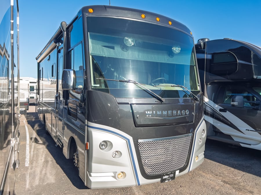 2021 Winnebago ADVENTURER