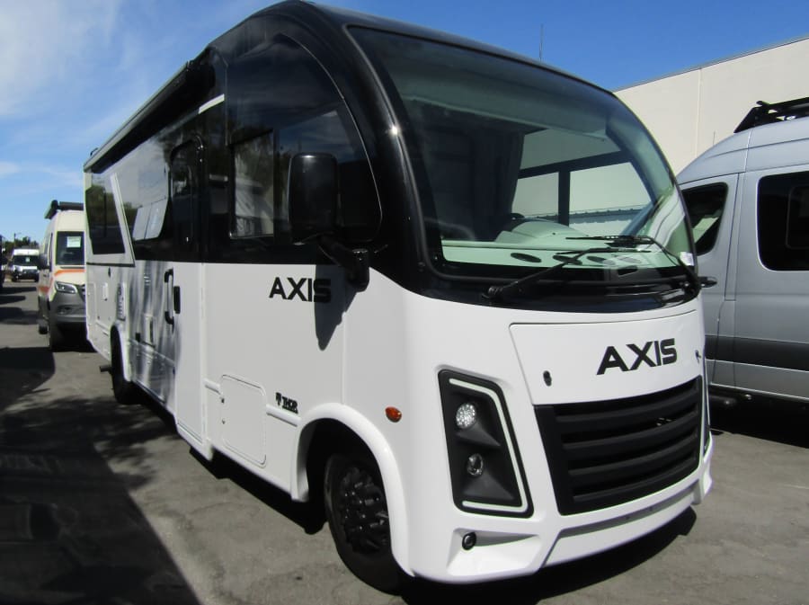 2026 Thor Motor Coach AXIS