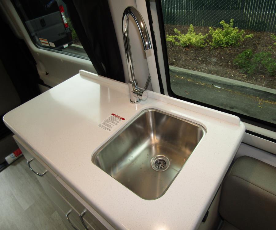 2026 Thor Motor Coach TRANQUILITY — photo 8 view