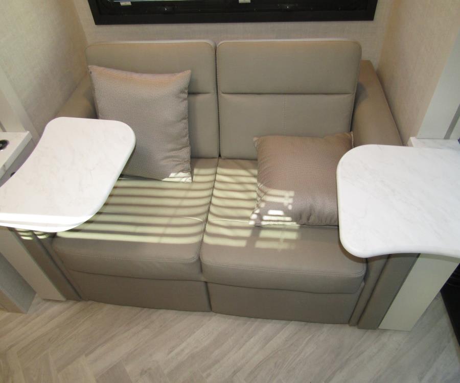2026 Thor Motor Coach GEMINI — photo 8 view