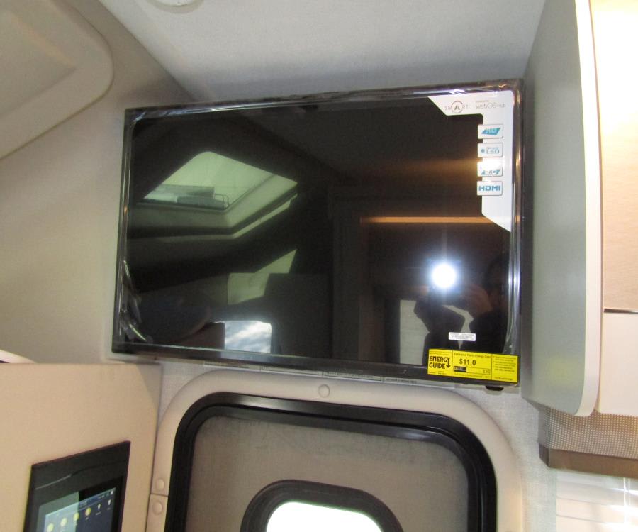 2026 Thor Motor Coach GEMINI — photo 11 view