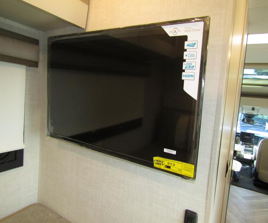 2026 Thor Motor Coach GEMINI — photo 13 view