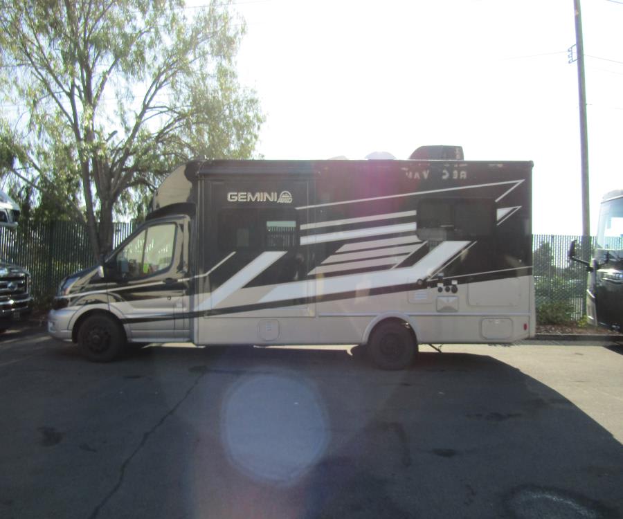 2026 Thor Motor Coach GEMINI — photo 14 view