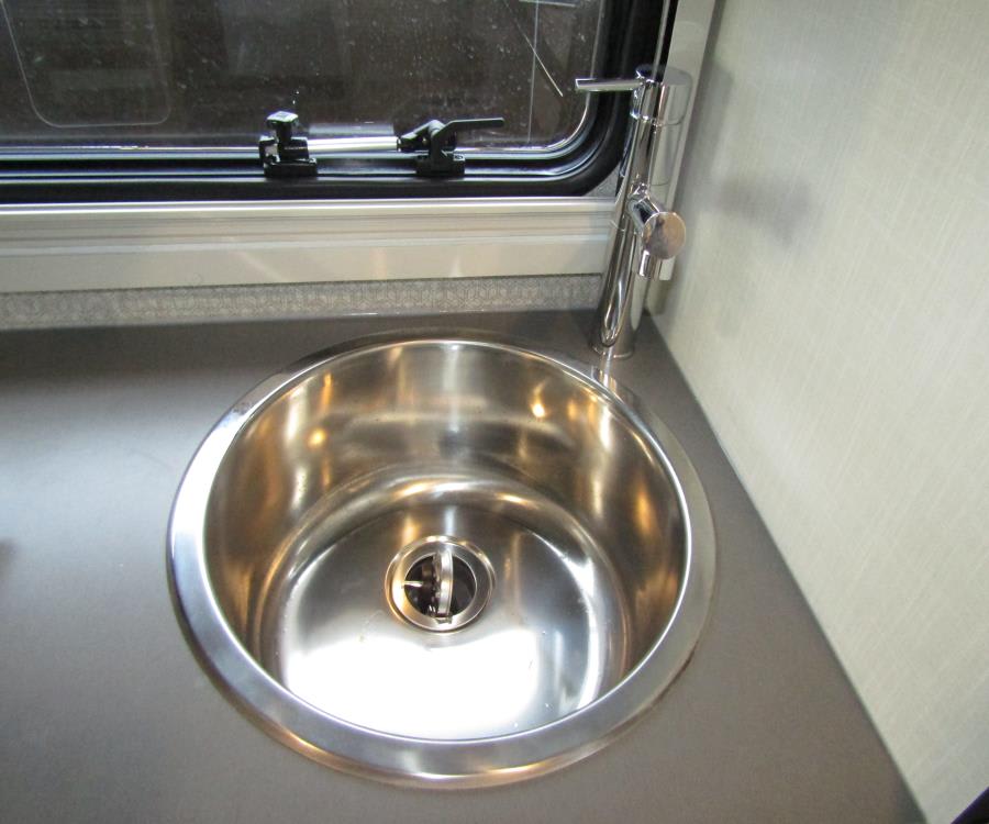 2026 Winnebago EKKO — photo 8 view