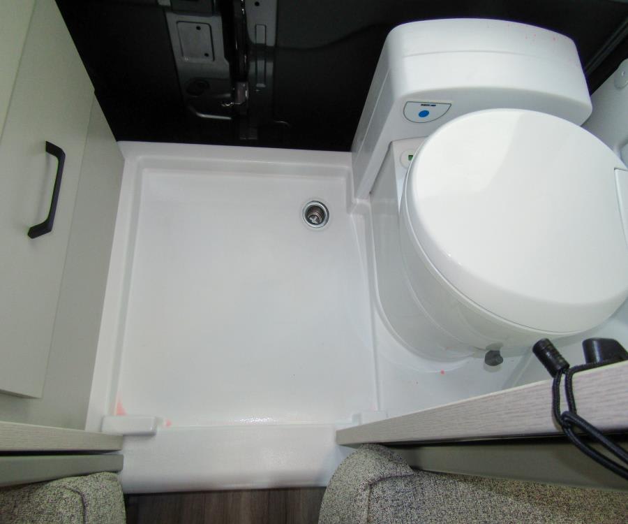 2026 Thor Motor Coach PALLADIUM — photo 10 view