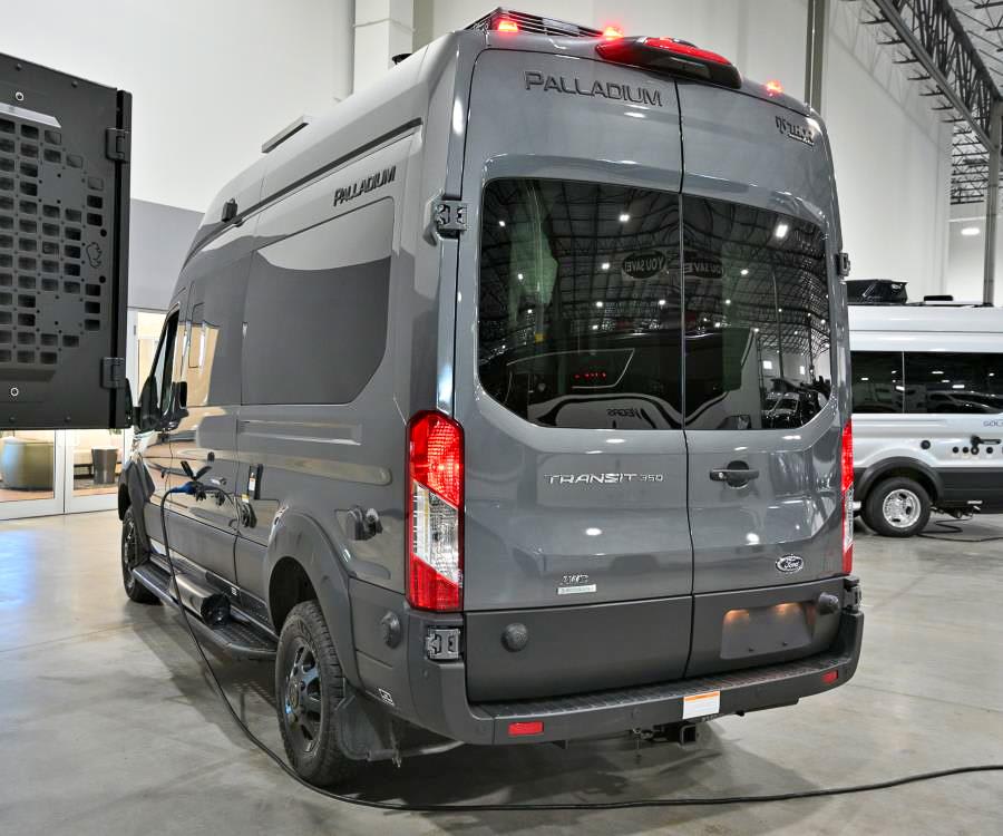 2026 Thor Motor Coach PALLADIUM — photo 14 view