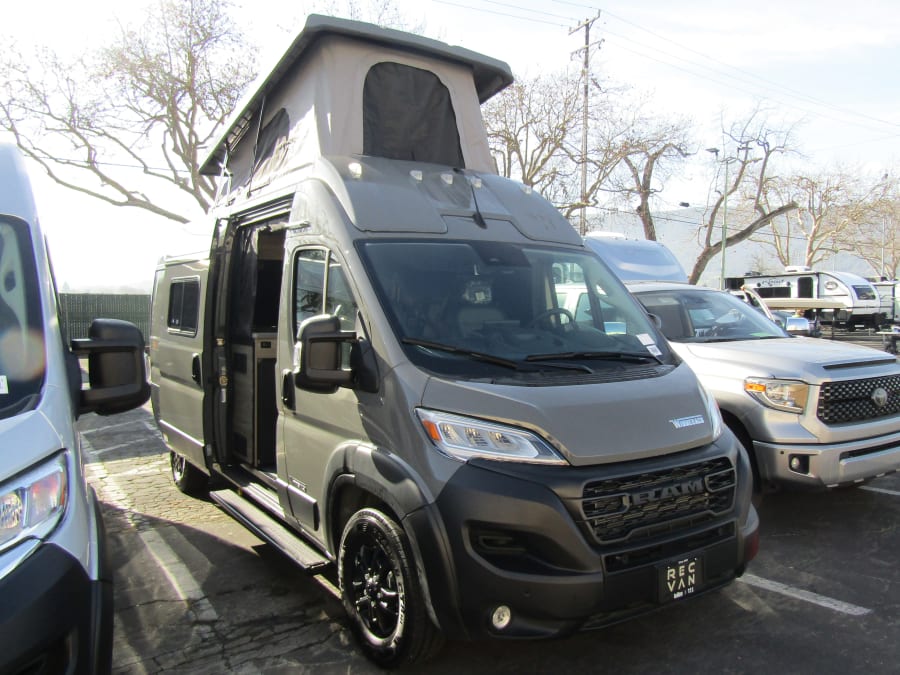 2026 Winnebago SOLIS