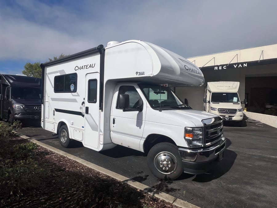 2026 Thor Motor Coach CHATEAU