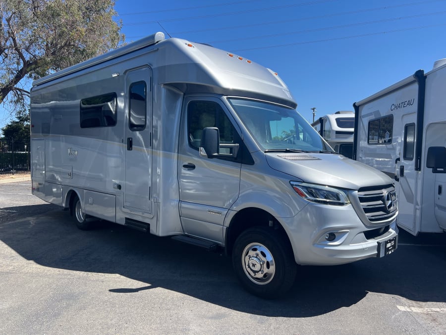 2025 Winnebago VIEW
