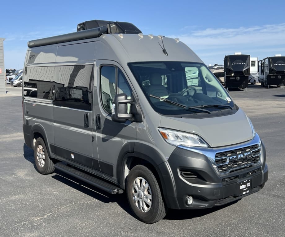 2026 Thor Motor Coach Rize 18m