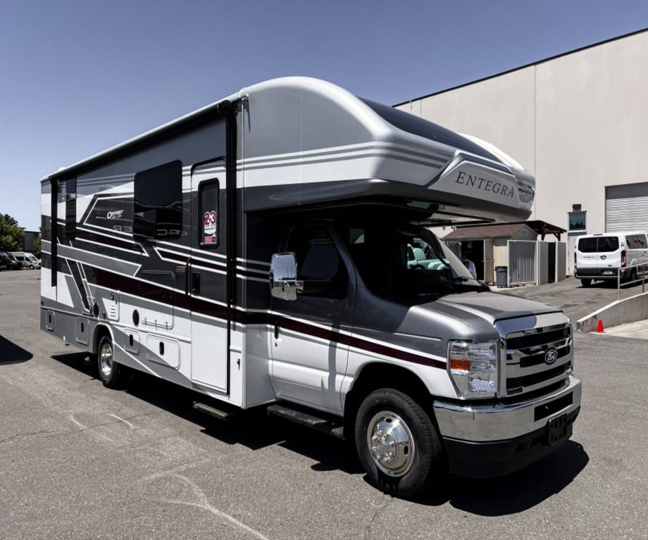 2027 Entegra Coach Odyssey 27u