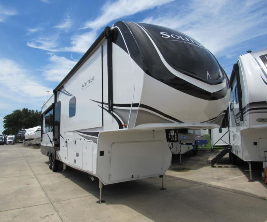 2026 Grand Design SOLITUDE 417KB | La Mesa RV | RecVan