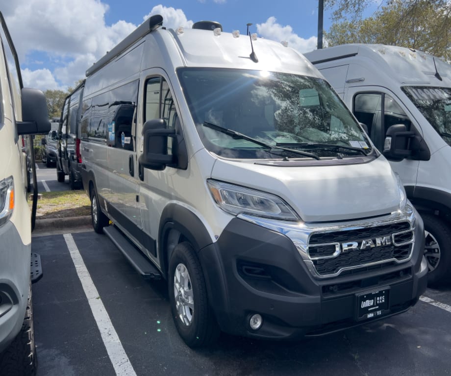 2026 Thor Motor Coach Tellaro 20l