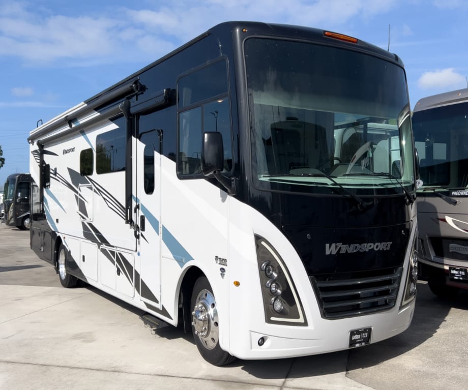 2025 Thor Motor Coach Windsport 34r