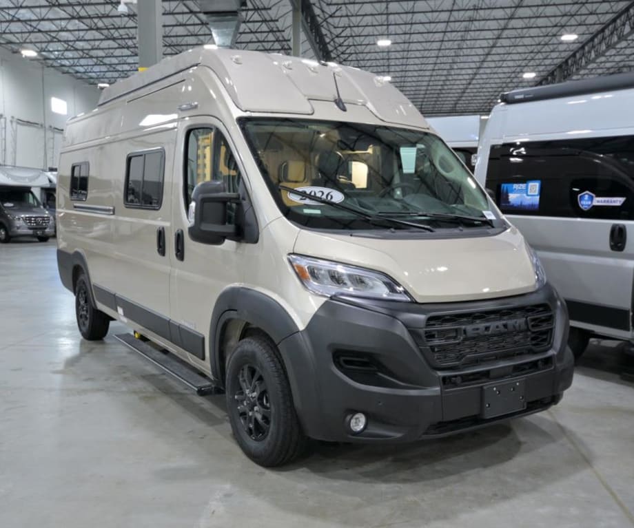 2026 Winnebago Solis 59px