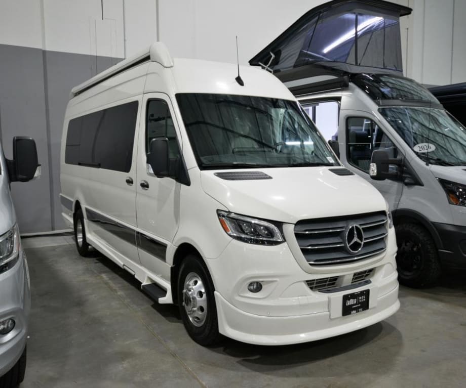 2024 Grech Rv Strada Tour