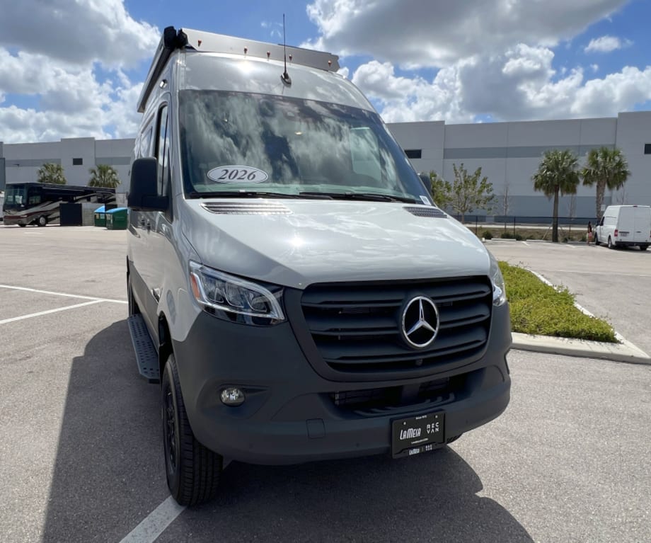 2026 Tiffin Motorhomes TIFFIN