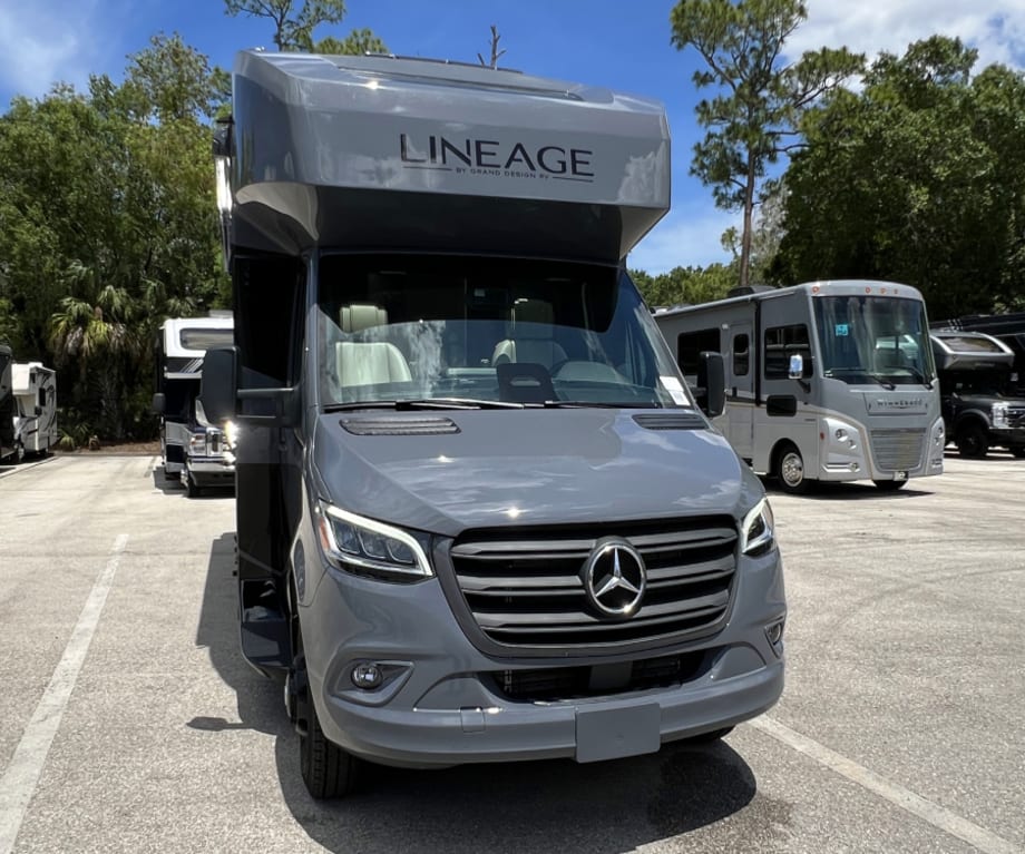 2026 Grand Design Lineage 25fw