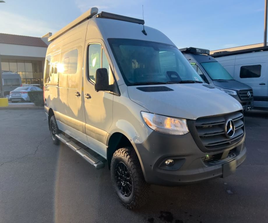 2026 Thor Motor Coach Sanctuary 19a
